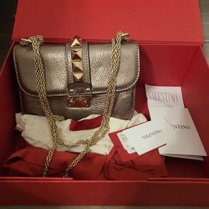 🚫SOLD🚫 Valentino Rockstud Glam Lock Metallic Bag